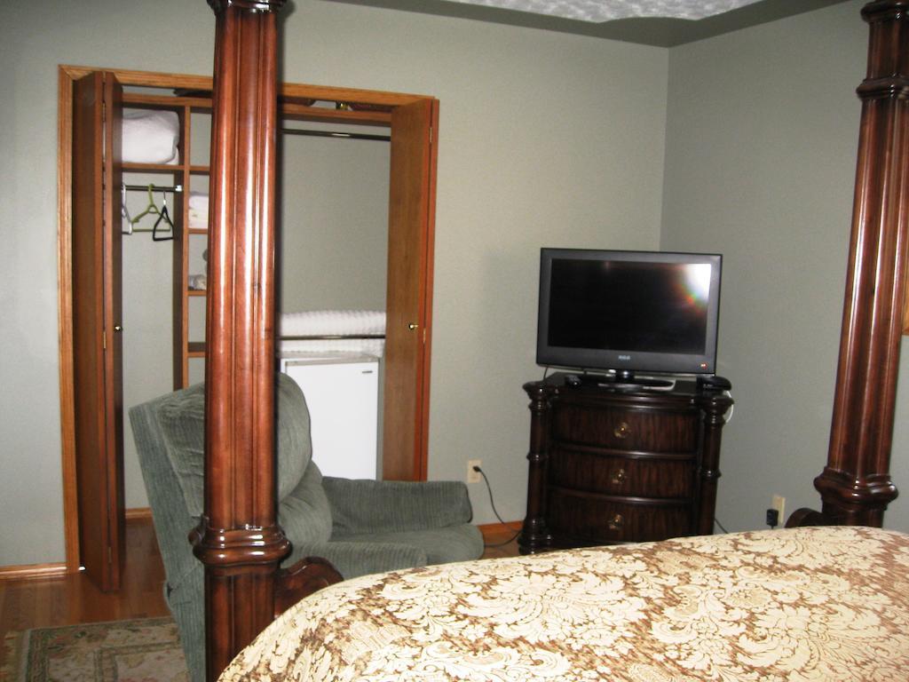 Mcdougall Lane Bed & Breakfast Drumheller Ngoại thất bức ảnh